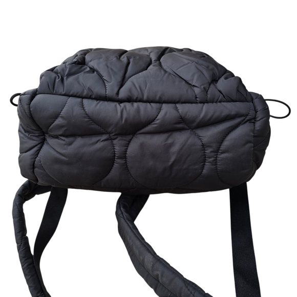 NWT Vera Bradley Featherweight Backpack - Picture 9 of 14